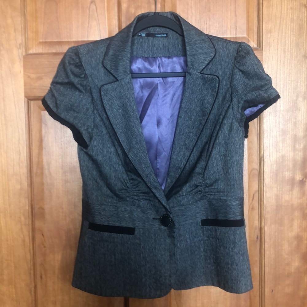 Size Medium short sleeved Maurices Blazer